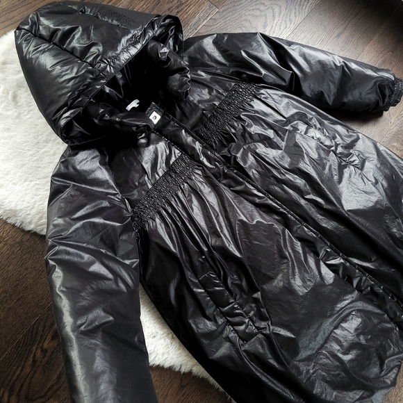 Chloe Kids Trendy Shiny Puffer Coat Size 10 - Picture 5 of 11